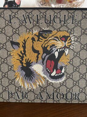 Gucci GG Supreme “L’Aveugle Par Amour” Tiger Zip Pouch / Clutch
